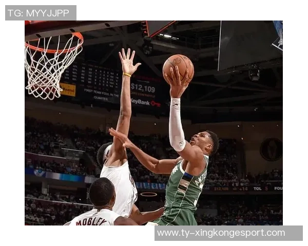 字母哥创造历史单赛季最快达成250分100篮板50助攻壮举