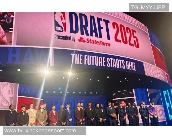 卢尼称将助奎因适应NBA强度赞其为天赋极高的球员 卢尼称将助奎因适应NBA强度赞其为天赋极高的球员