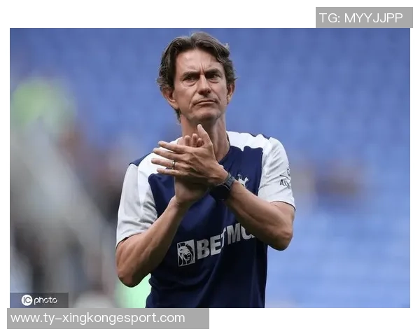 弗兰克谈热刺罗梅罗问题处理情况教练角色复杂不容小觑