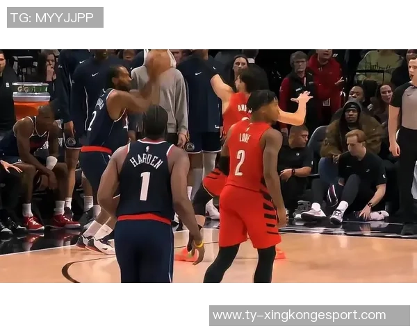 快船能否延续连胜势头哈登莱昂纳德联手对抗灰熊首发阵容 快船能否延续连胜势头哈登莱昂纳德联手对抗灰熊首发阵容